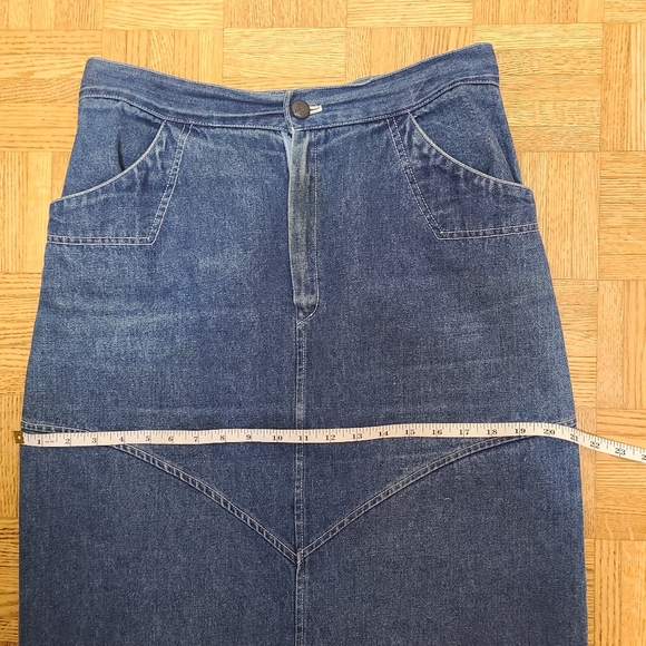 Size 14 Vintage Denim midi skirt - Picture 7 of 9